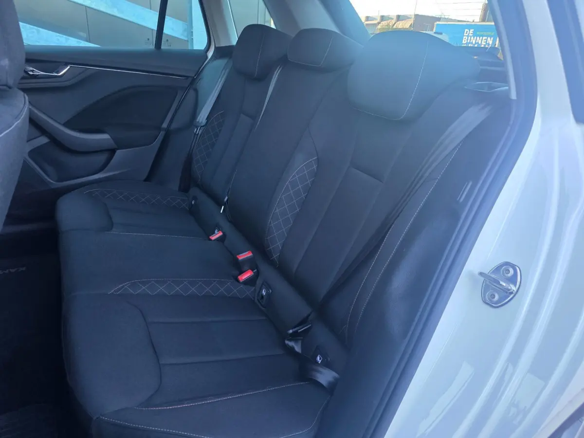 1.5 TSI ACT Sport Business | Met o.a. achteruitrijcamera, AppleCarPlay/AndroidAuto, navigatie en cruise control