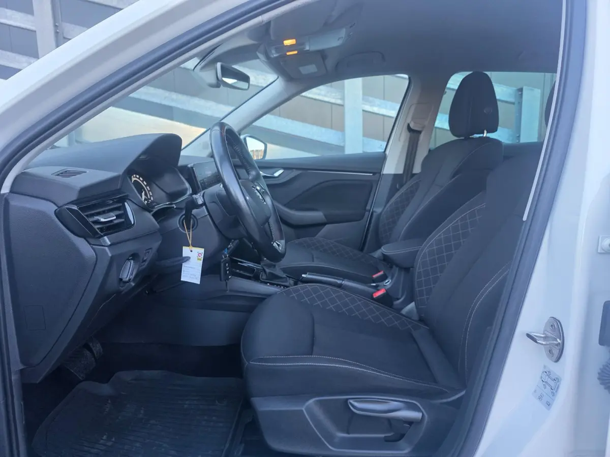 1.5 TSI ACT Sport Business | Met o.a. achteruitrijcamera, AppleCarPlay/AndroidAuto, navigatie en cruise control