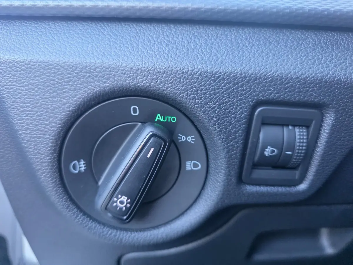 1.5 TSI ACT Sport Business | Met o.a. achteruitrijcamera, AppleCarPlay/AndroidAuto, navigatie en cruise control