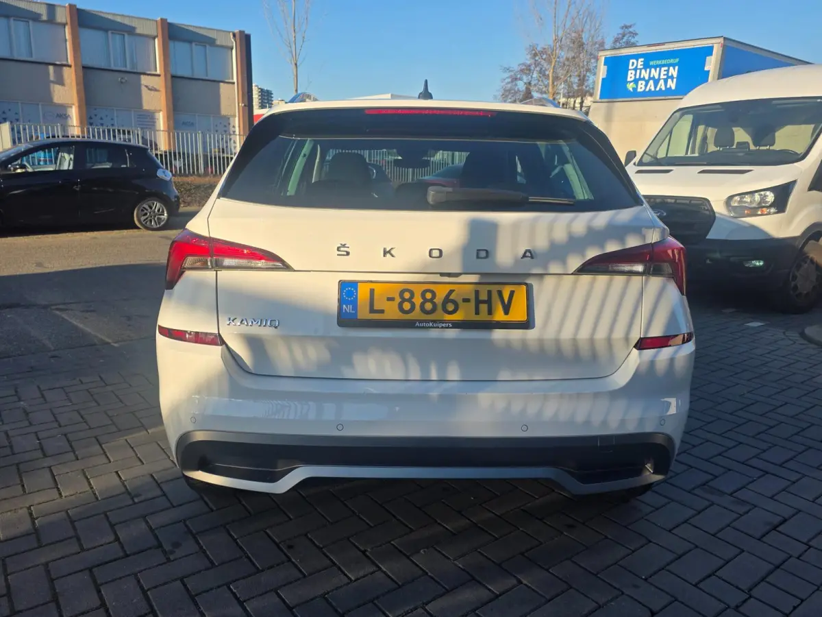 1.5 TSI ACT Sport Business | Met o.a. achteruitrijcamera, AppleCarPlay/AndroidAuto, navigatie en cruise control