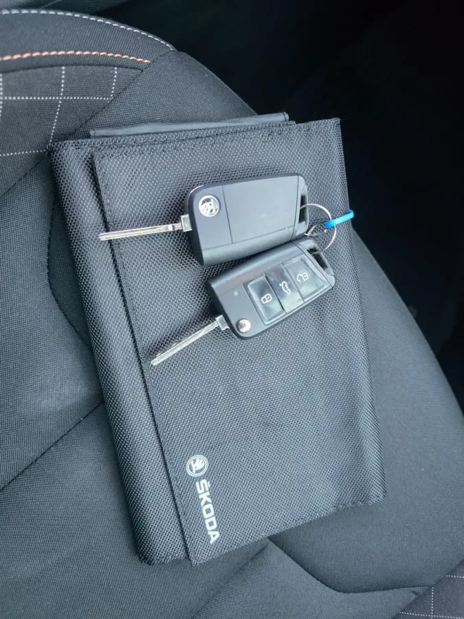 1.5 TSI ACT Sport Business | Met o.a. achteruitrijcamera, AppleCarPlay/AndroidAuto, navigatie en cruise control