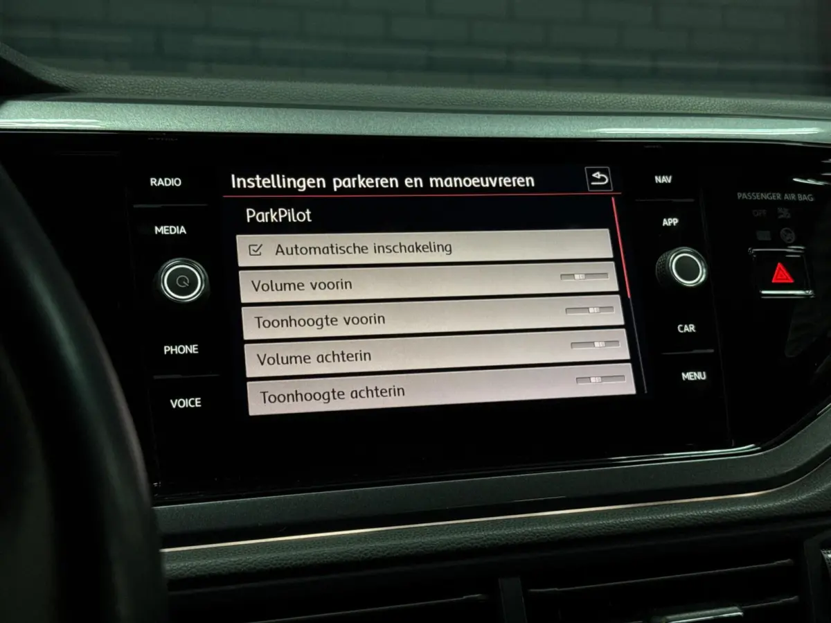 2.0 GTI | Pano | Beats | CarPlay | Milltek