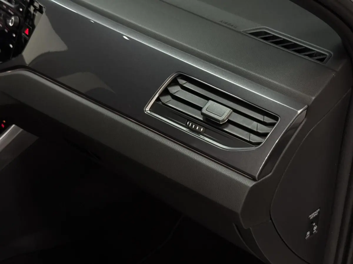 2.0 GTI | Pano | Beats | CarPlay | Milltek