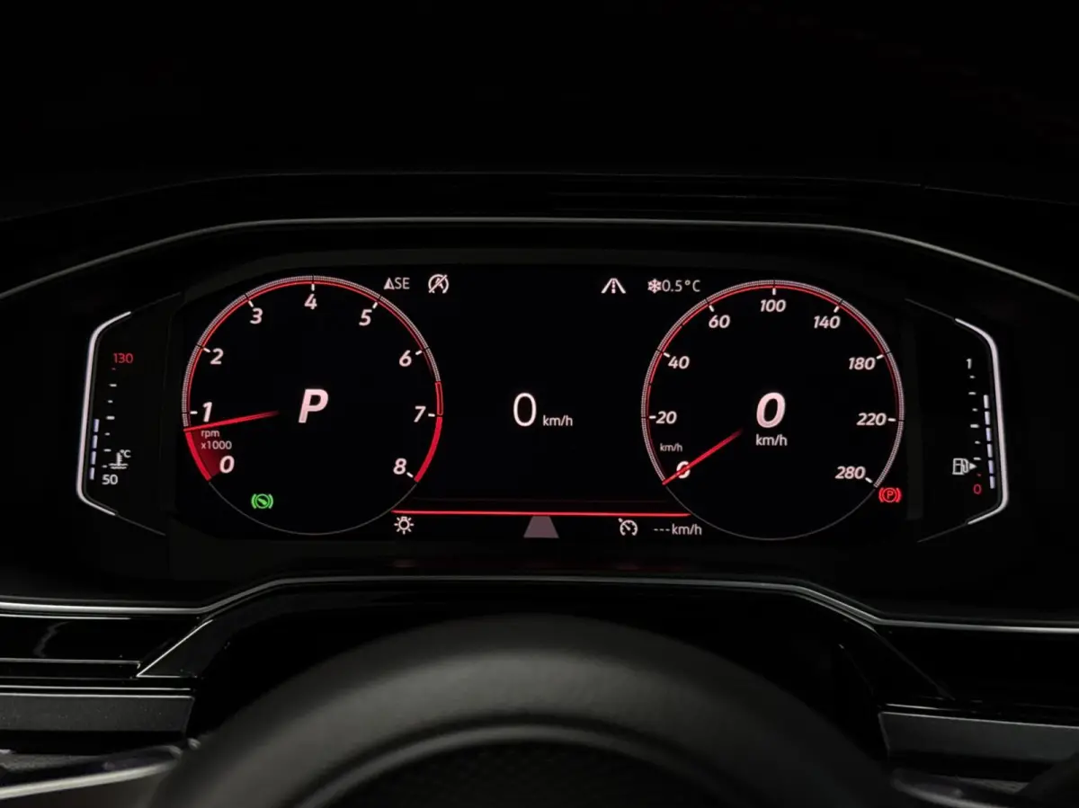 2.0 GTI | Pano | Beats | CarPlay | Milltek