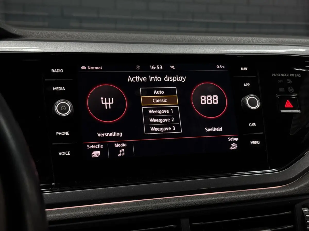 2.0 GTI | Pano | Beats | CarPlay | Milltek