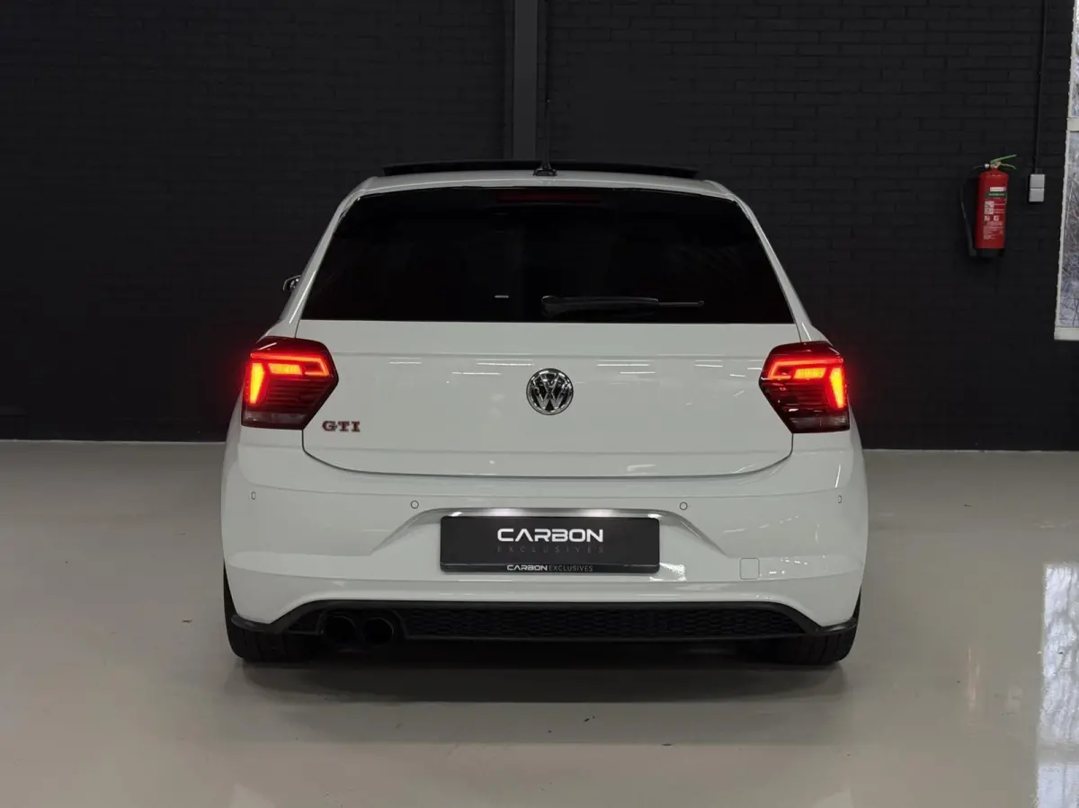2.0 GTI | Pano | Beats | CarPlay | Milltek