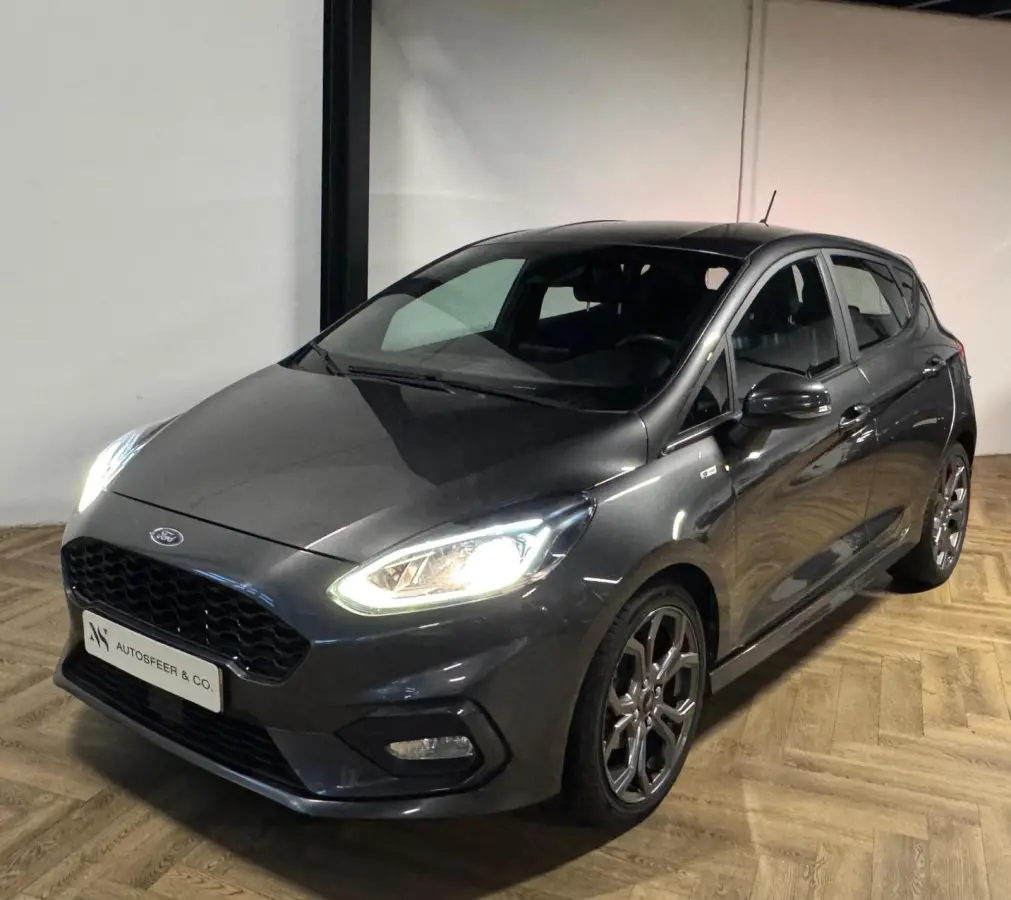 1.0 EcoBoost ST-Line KEYLESS PDC NAVI