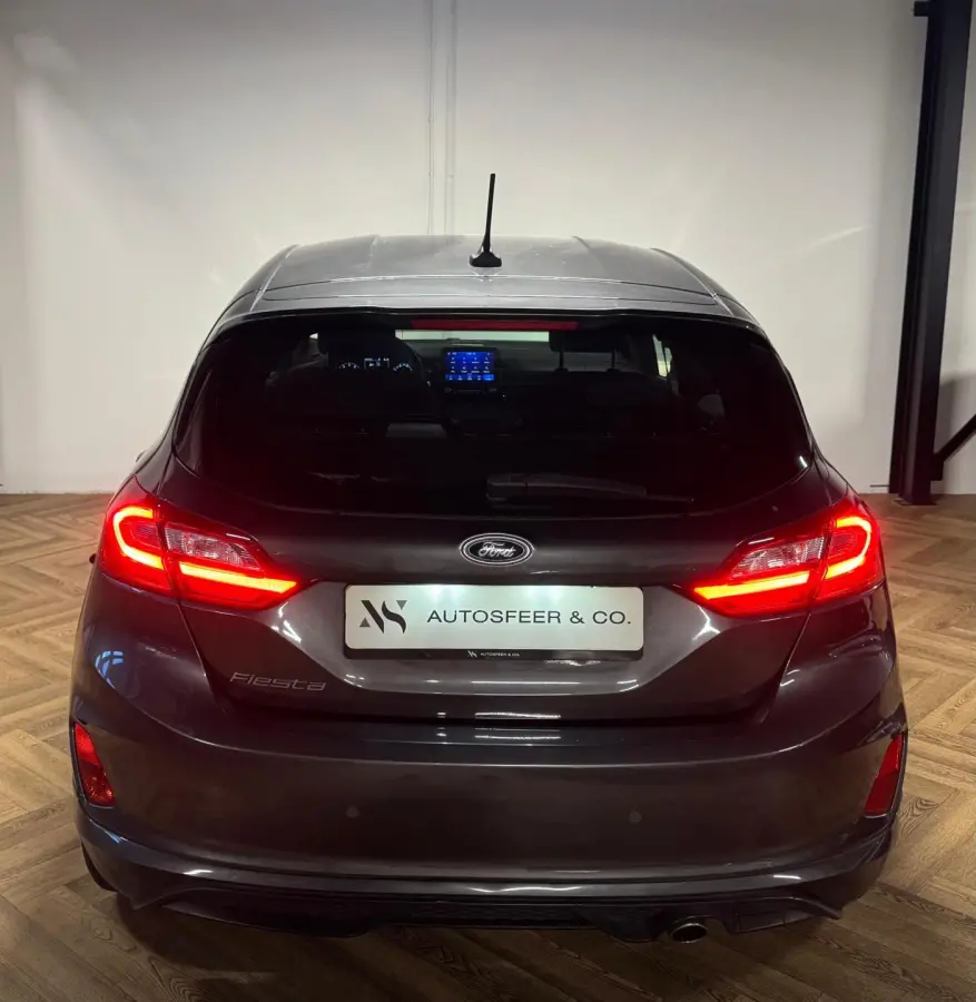 1.0 EcoBoost ST-Line KEYLESS PDC NAVI