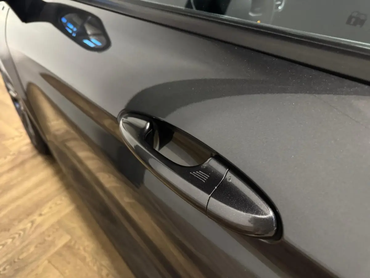 1.0 EcoBoost ST-Line KEYLESS PDC NAVI
