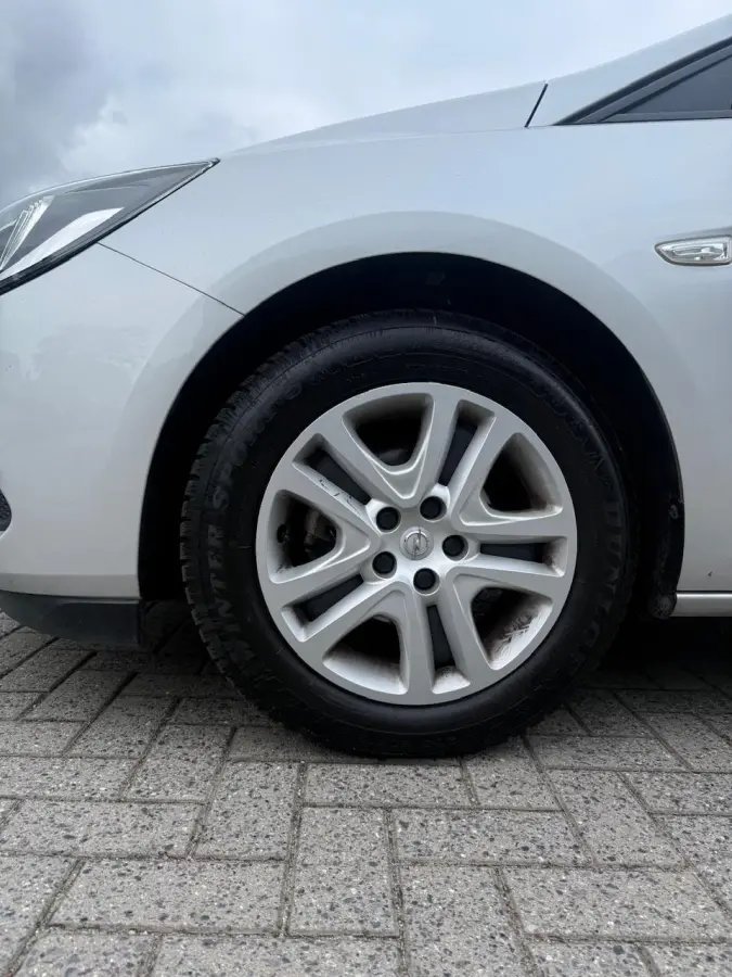 1.2 BENZINE | NAVI | 1 JAAR GARANTIE