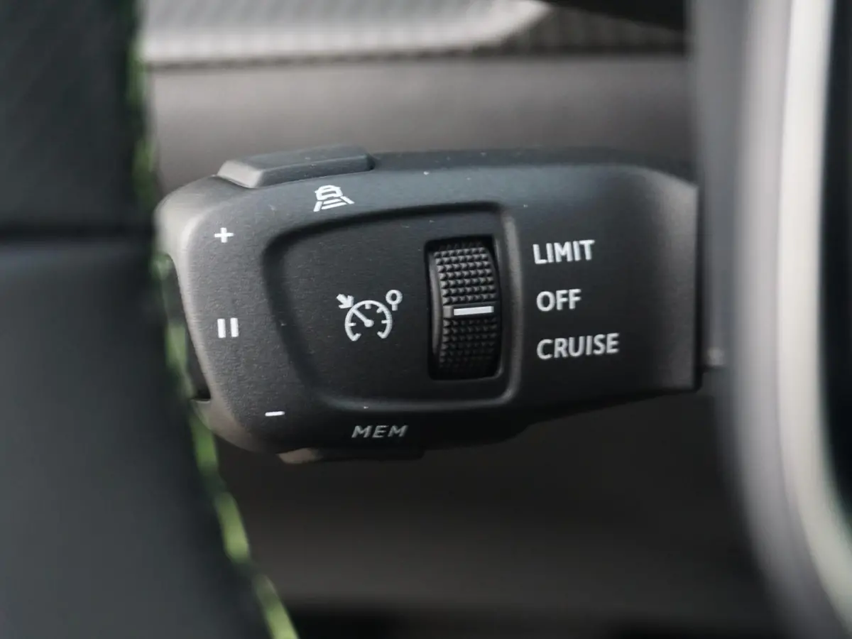 1.2 Hybrid 145 GT | Tot 8 jaar garantie | Panoramadak