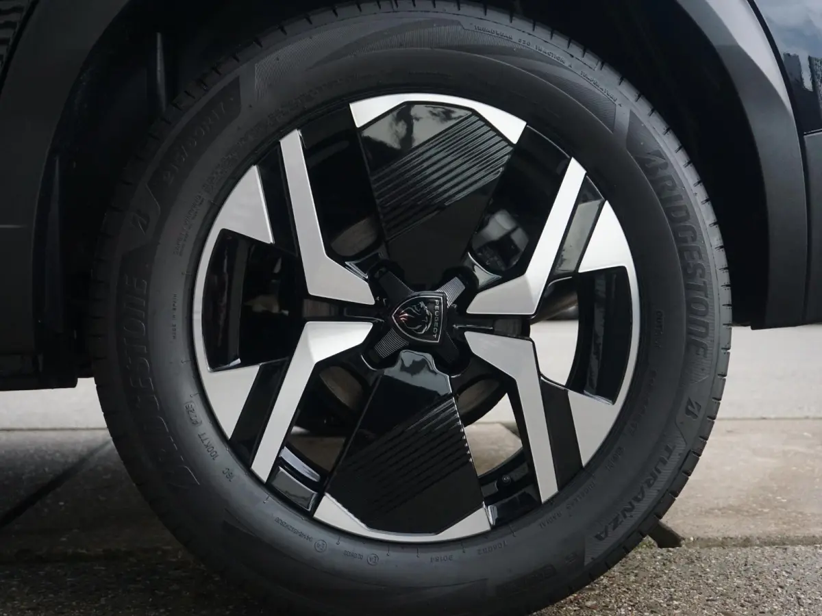 1.2 Hybrid 145 GT | Tot 8 jaar garantie | Panoramadak