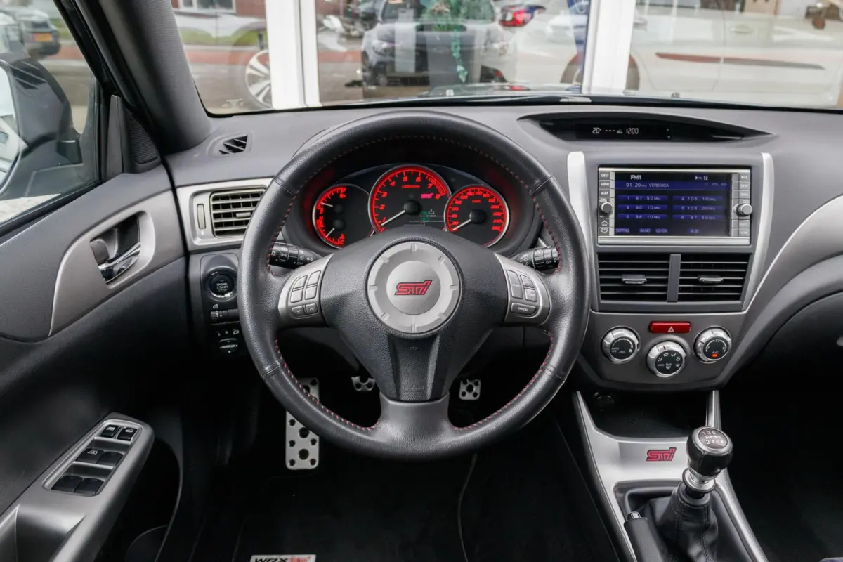 STI 2.5 T Sport Executive | 1e eigenaar | Recaro | BBS | Navigatie |