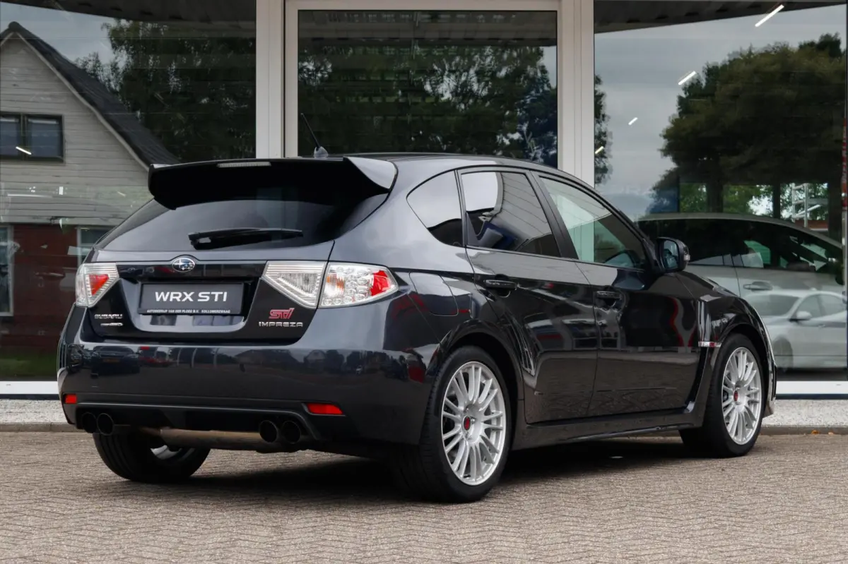 STI 2.5 T Sport Executive | 1e eigenaar | Recaro | BBS | Navigatie |