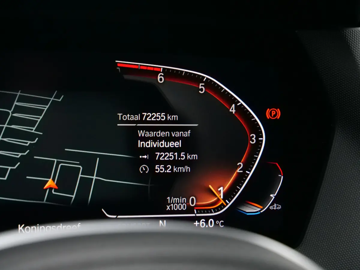 116i Business Edition Plus 109 Pk DAB / Leer / Apple Carplay / Camera