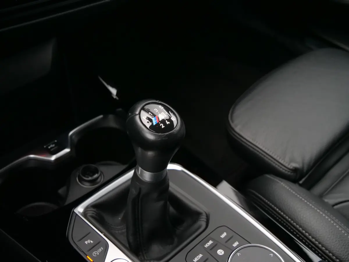 116i Business Edition Plus 109 Pk DAB / Leer / Apple Carplay / Camera