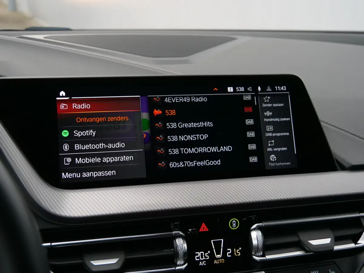 116i Business Edition Plus 109 Pk DAB / Leer / Apple Carplay / Camera