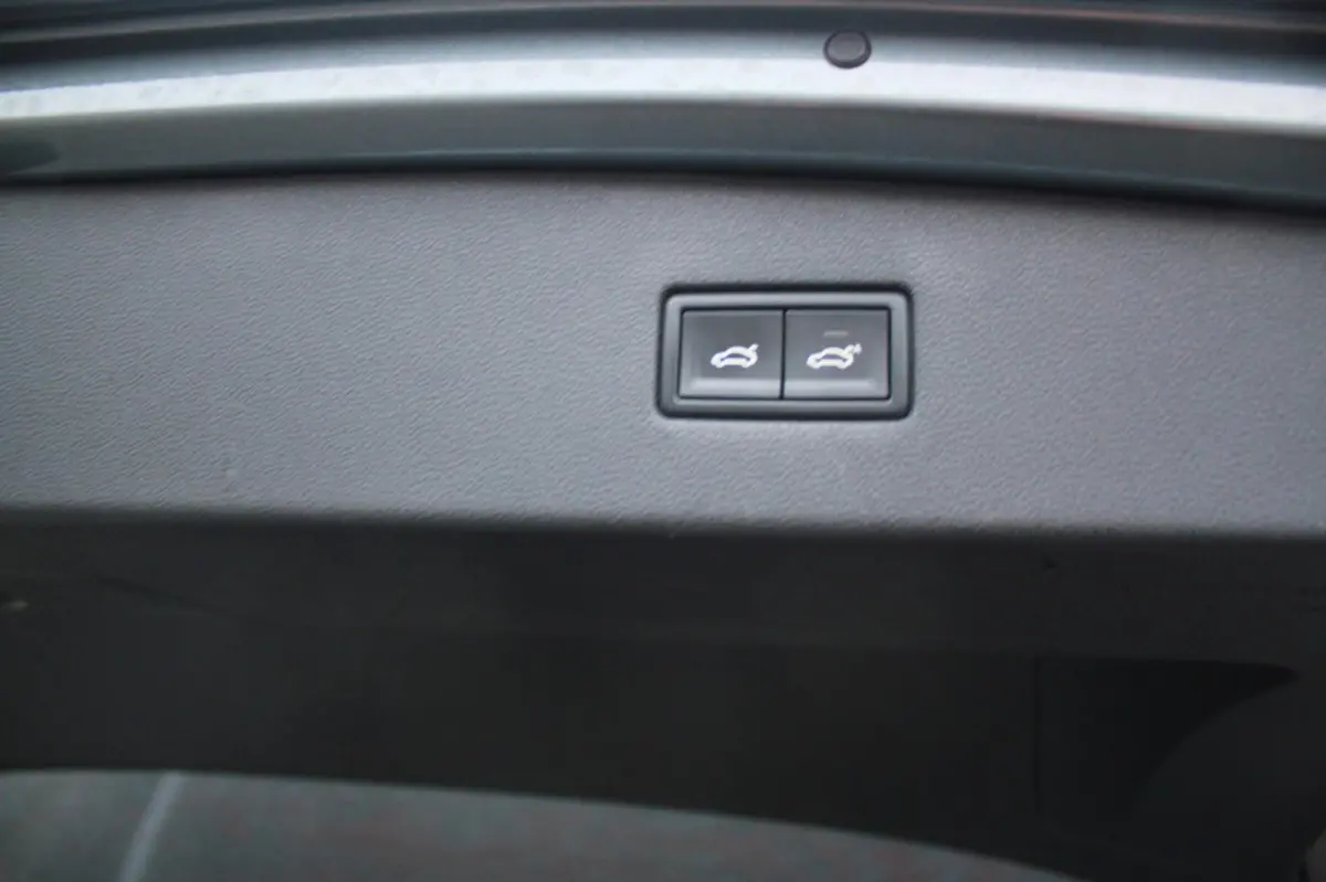 1.4 TSI Highline Business R 7p.