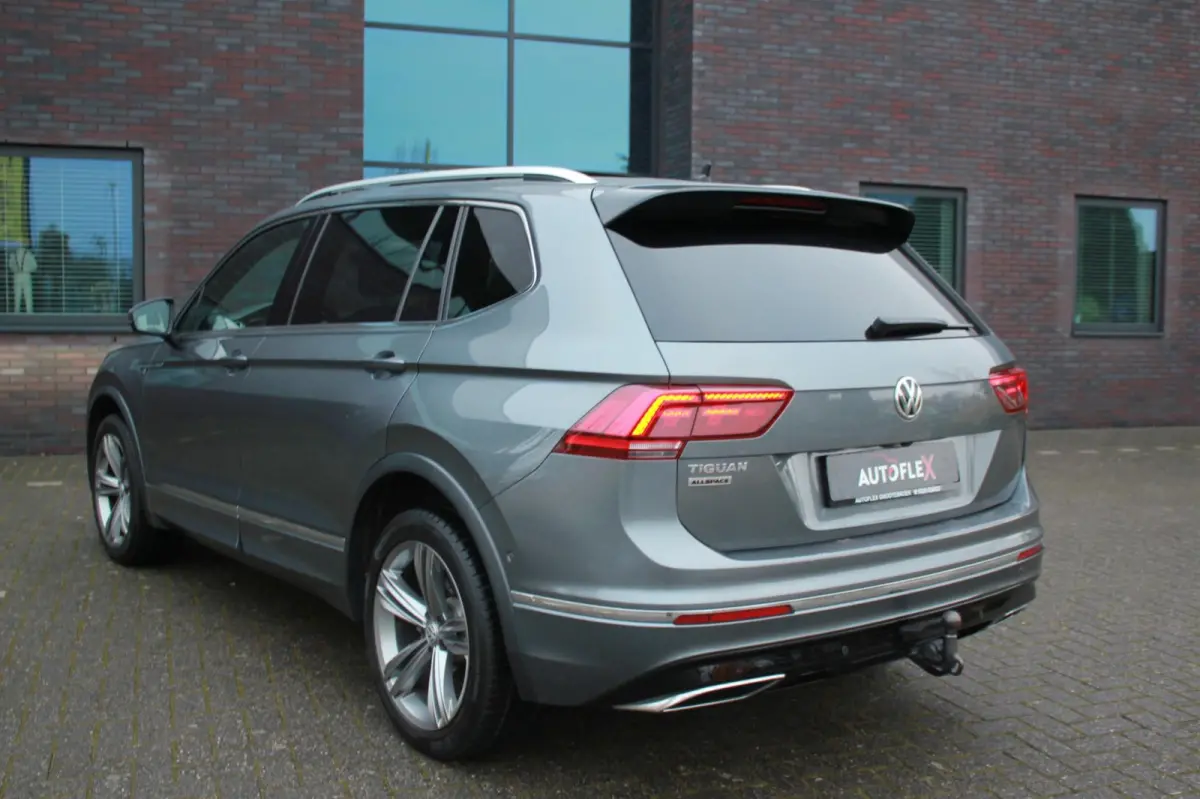 1.4 TSI Highline Business R 7p.