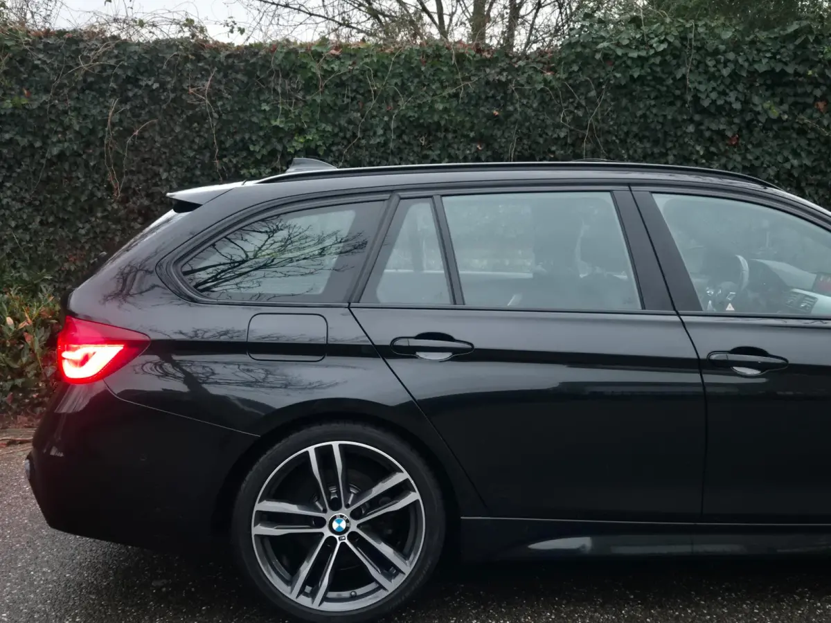 M Sport Panorama Apple CarPlay Camera Trekhaak volle Optieslijst NAP 6WB Shadow Executive Edition NAP Nbt Evo