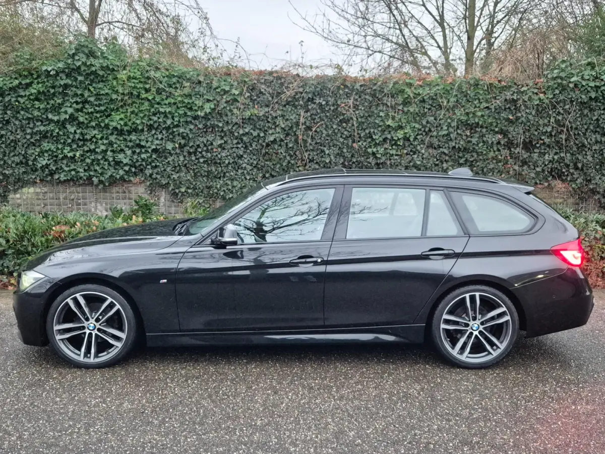 M Sport Panorama Apple CarPlay Camera Trekhaak volle Optieslijst NAP 6WB Shadow Executive Edition NAP Nbt Evo