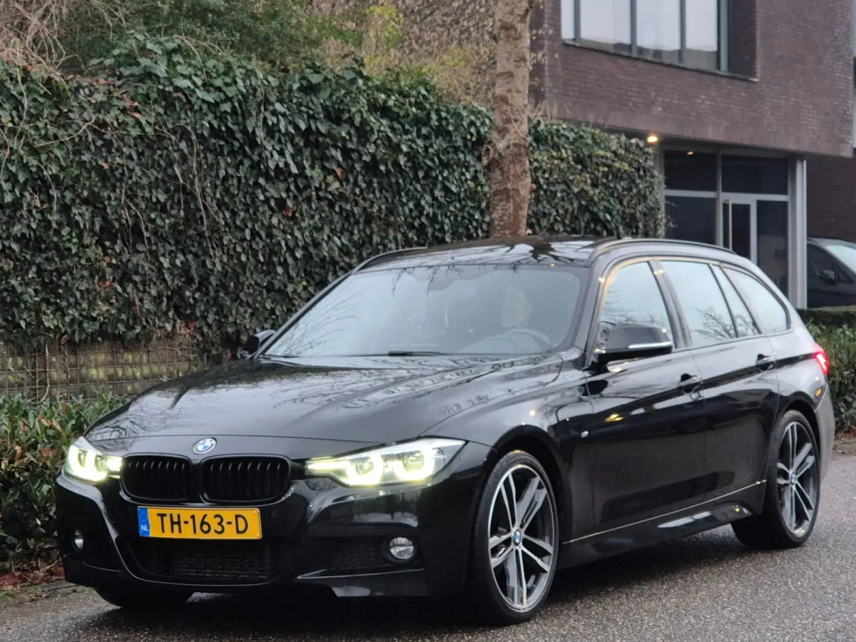 M Sport Panorama Apple CarPlay Camera Trekhaak volle Optieslijst NAP 6WB Shadow Executive Edition NAP Nbt Evo
