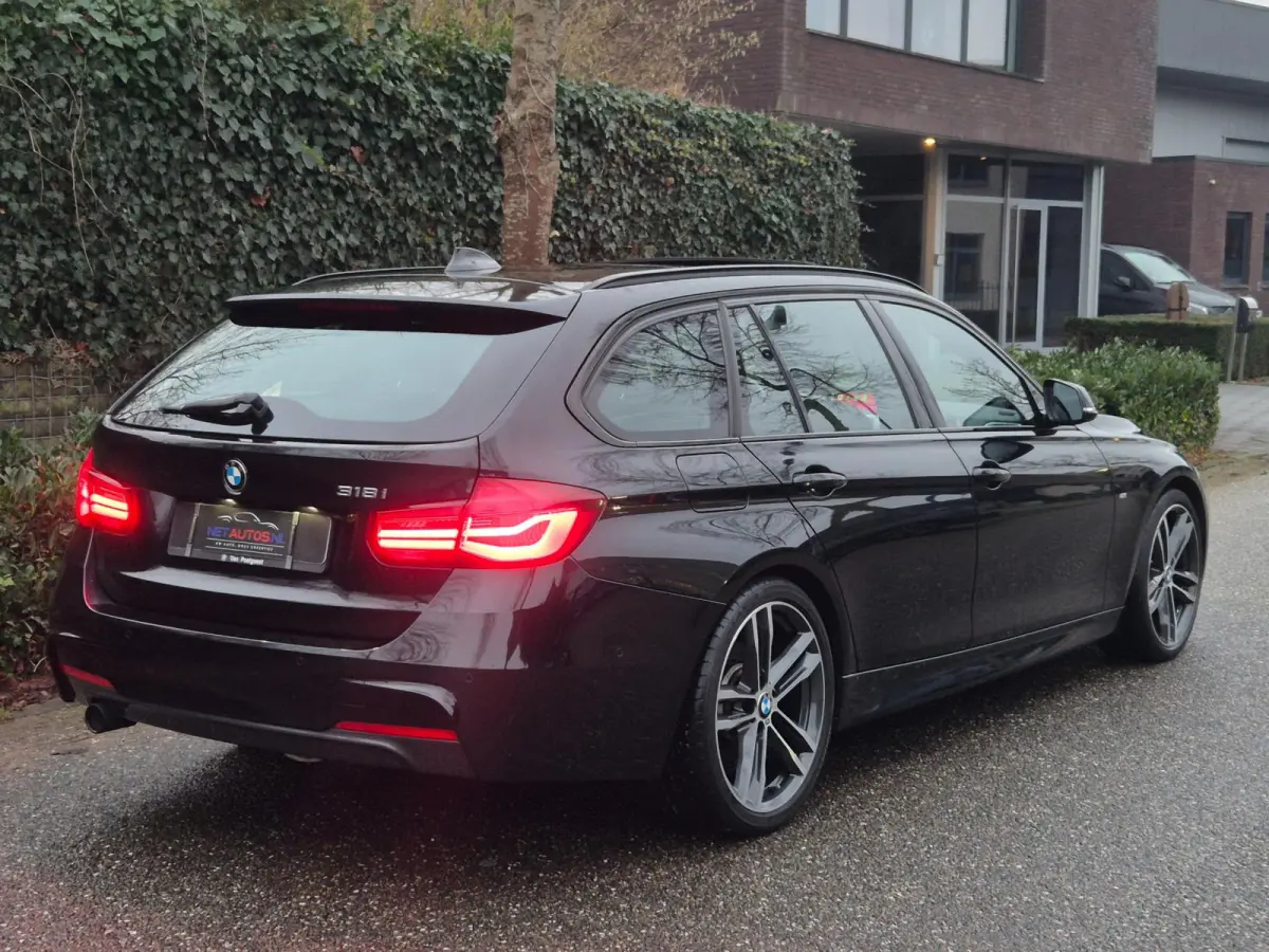 M Sport Panorama Apple CarPlay Camera Trekhaak volle Optieslijst NAP 6WB Shadow Executive Edition NAP Nbt Evo
