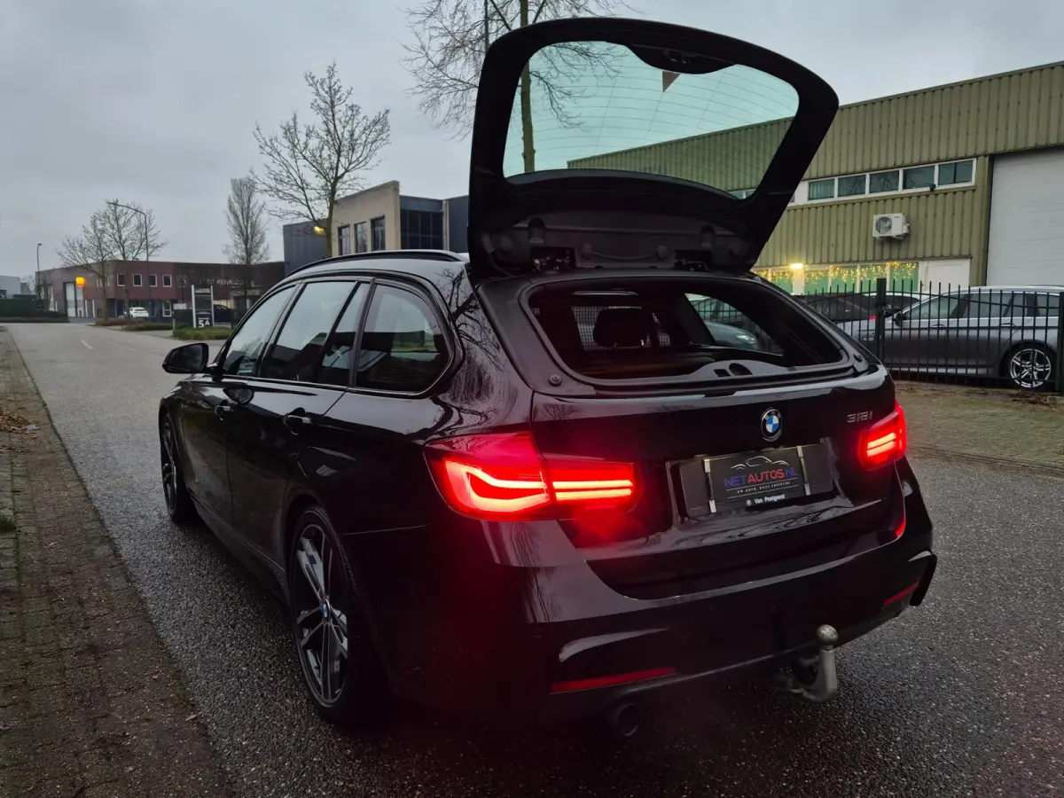 M Sport Panorama Apple CarPlay Camera Trekhaak volle Optieslijst NAP 6WB Shadow Executive Edition NAP Nbt Evo