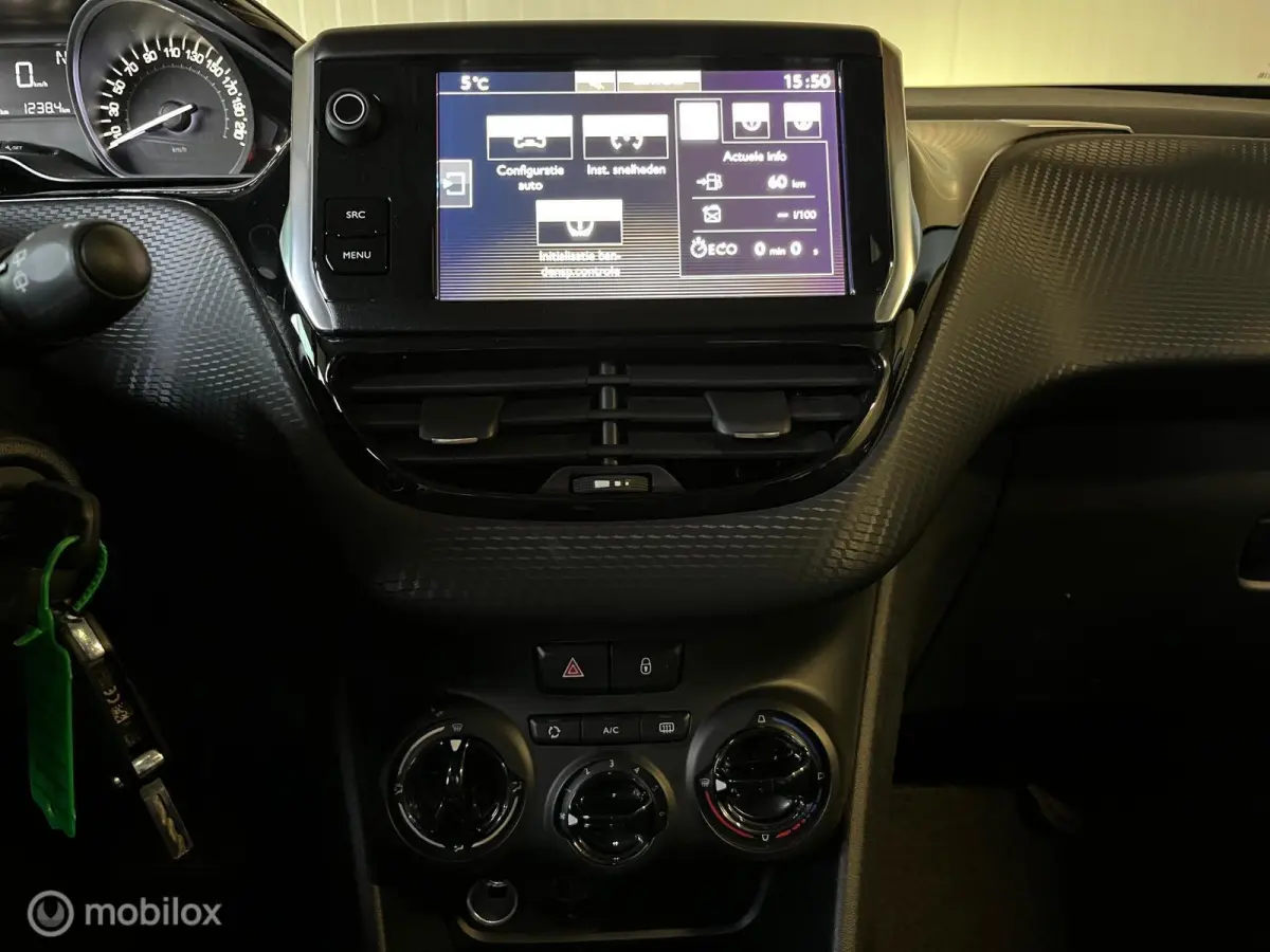 1.2 PureTech Active // AUTOMAAT // NIEUWE APK /