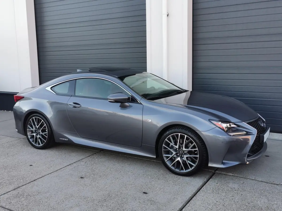 300h F SPORT Line