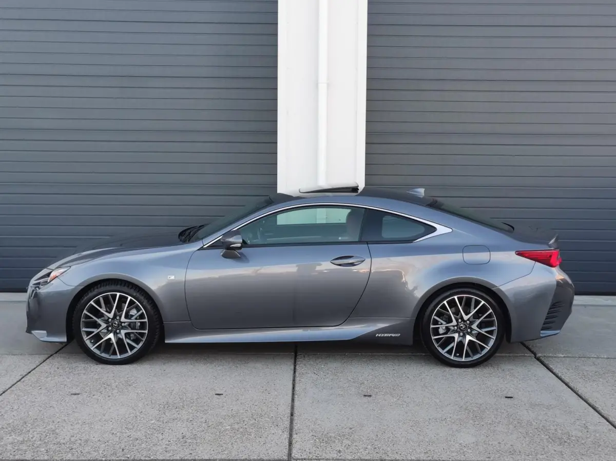 300h F SPORT Line