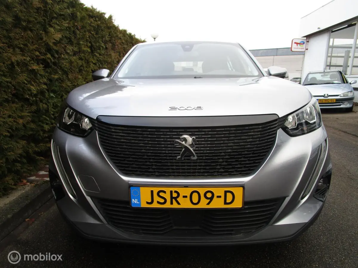 1.2 130 PK EAT8 AUTOMAAT - NAVIGATIE - LMV