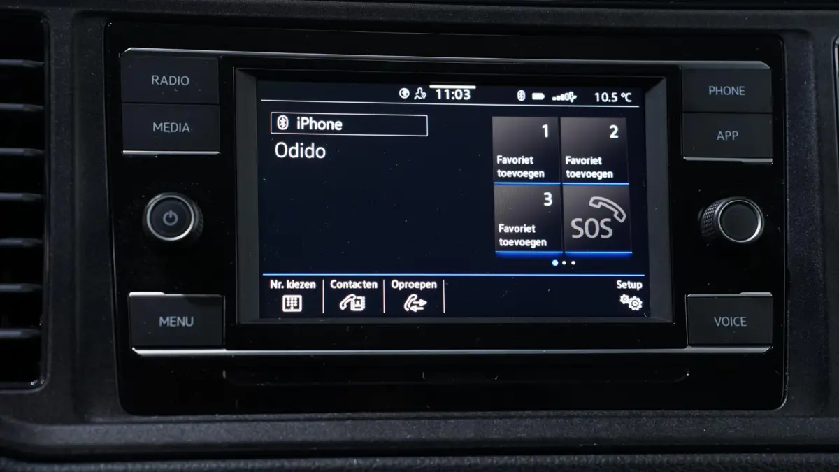 2.0 TDI 140 pk Autotransporter Airco, Luchtvering Apple Carplay, Trekhaak 3.500 kg, Cruise Control, BPM vrij, 3-Zits
