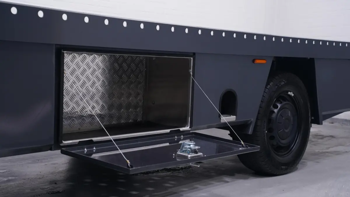 2.0 TDI 140 pk Autotransporter Airco, Luchtvering Apple Carplay, Trekhaak 3.500 kg, Cruise Control, BPM vrij, 3-Zits