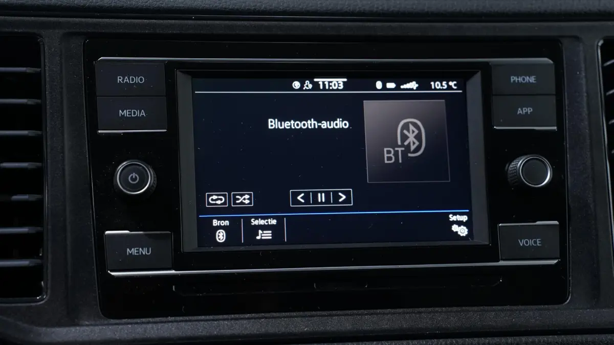 2.0 TDI 140 pk Autotransporter Airco, Luchtvering Apple Carplay, Trekhaak 3.500 kg, Cruise Control, BPM vrij, 3-Zits