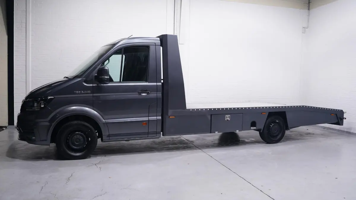 2.0 TDI 140 pk Autotransporter Airco, Luchtvering Apple Carplay, Trekhaak 3.500 kg, Cruise Control, BPM vrij, 3-Zits