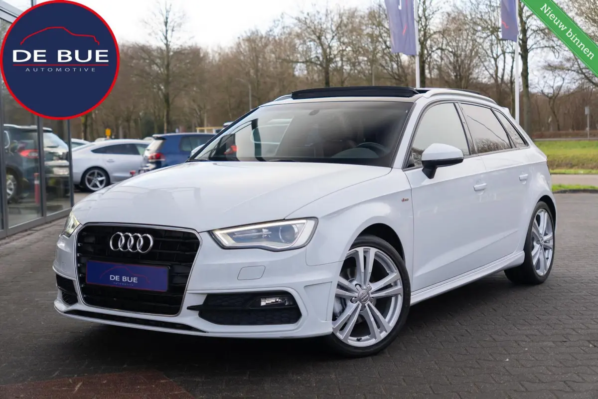 Audi A3 Sportback 2015 Benzine Handgeschakeld leasen