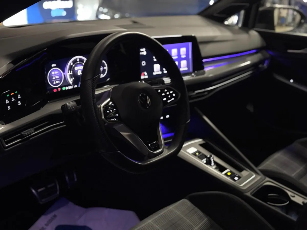 2.0 TDI GTD | PANO | HARMAN KARDON | IQ LIGHT | HEAD UP