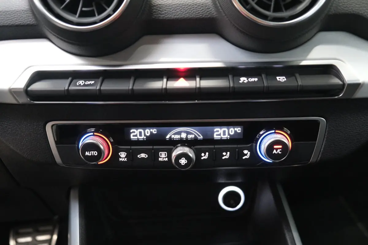 35 TFSI S Edition 2x S-Line Automaat - N.A.P. Airco, Cruise, PDC, Navi, Trekhaak.