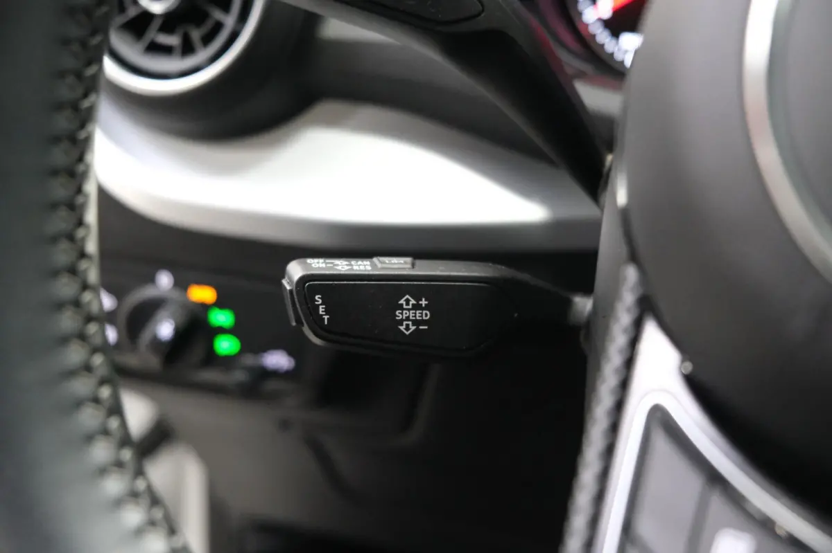 35 TFSI S Edition 2x S-Line Automaat - N.A.P. Airco, Cruise, PDC, Navi, Trekhaak.
