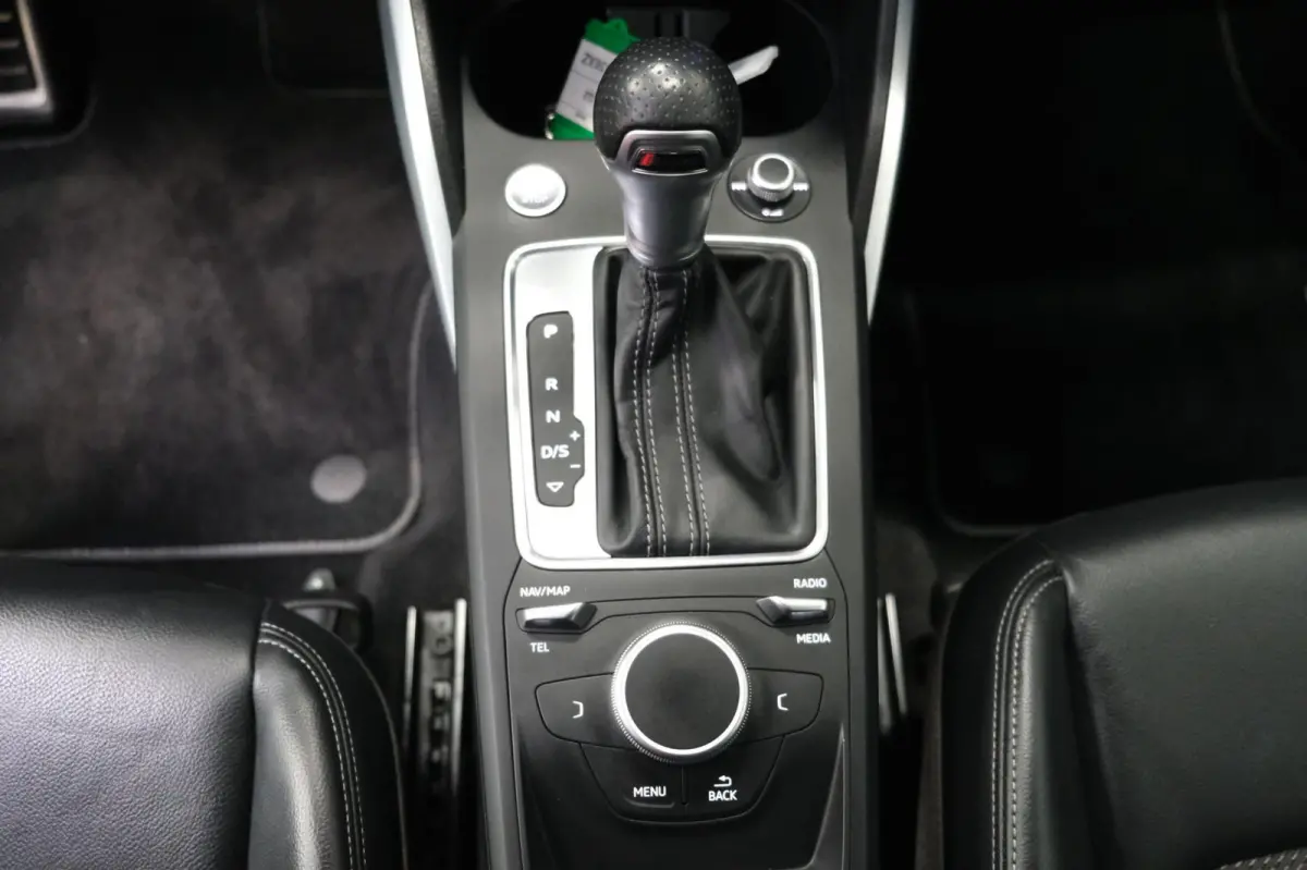 35 TFSI S Edition 2x S-Line Automaat - N.A.P. Airco, Cruise, PDC, Navi, Trekhaak.