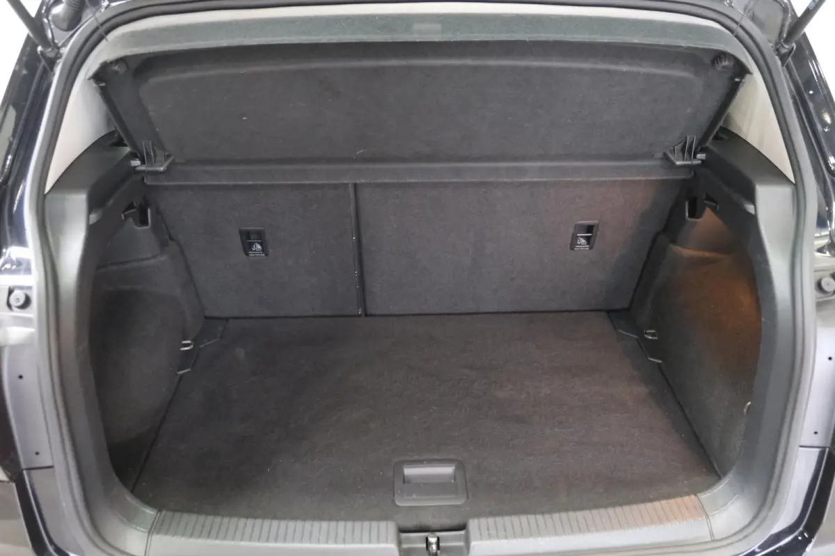 1.0 TSI Life - N.A.P. Airco, Cruise, Navi, PDC.