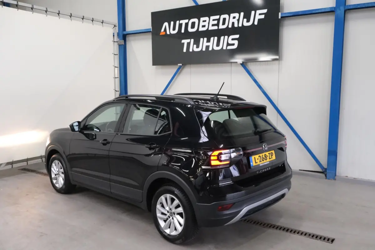 1.0 TSI Life - N.A.P. Airco, Cruise, Navi, PDC.