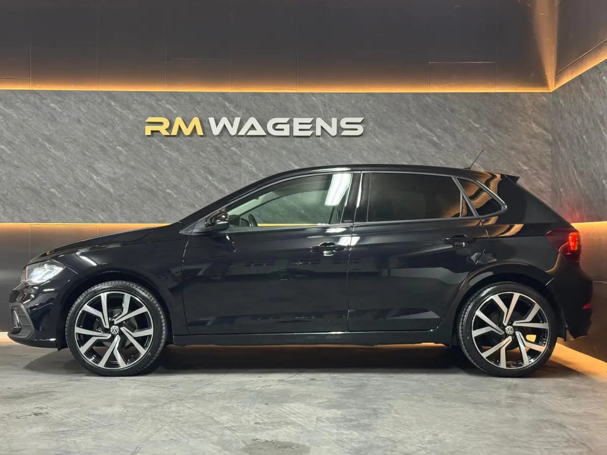 1.0 TSI|KEYLESS|CARPLAY|18"|FULL DIGITAL|STOELV