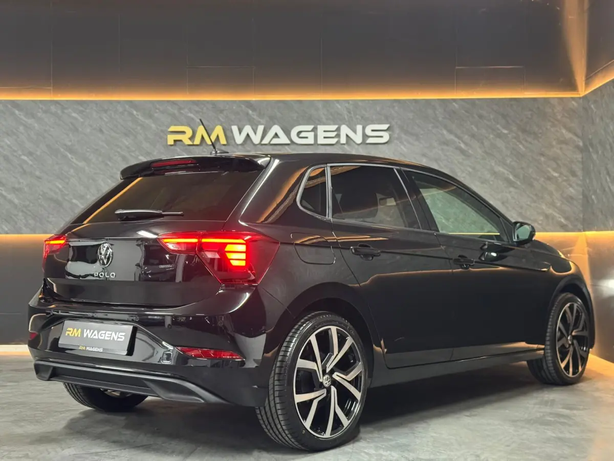 1.0 TSI|KEYLESS|CARPLAY|18"|FULL DIGITAL|STOELV