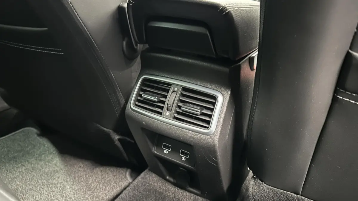 Estate 1.6 Plug-In Hybrid 160 Intens SOH 98% NAVI LM CRUISE ECC CARPLAY.