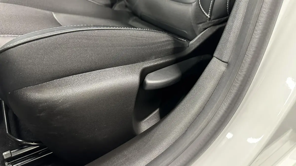 Estate 1.6 Plug-In Hybrid 160 Intens SOH 98% NAVI LM CRUISE ECC CARPLAY.