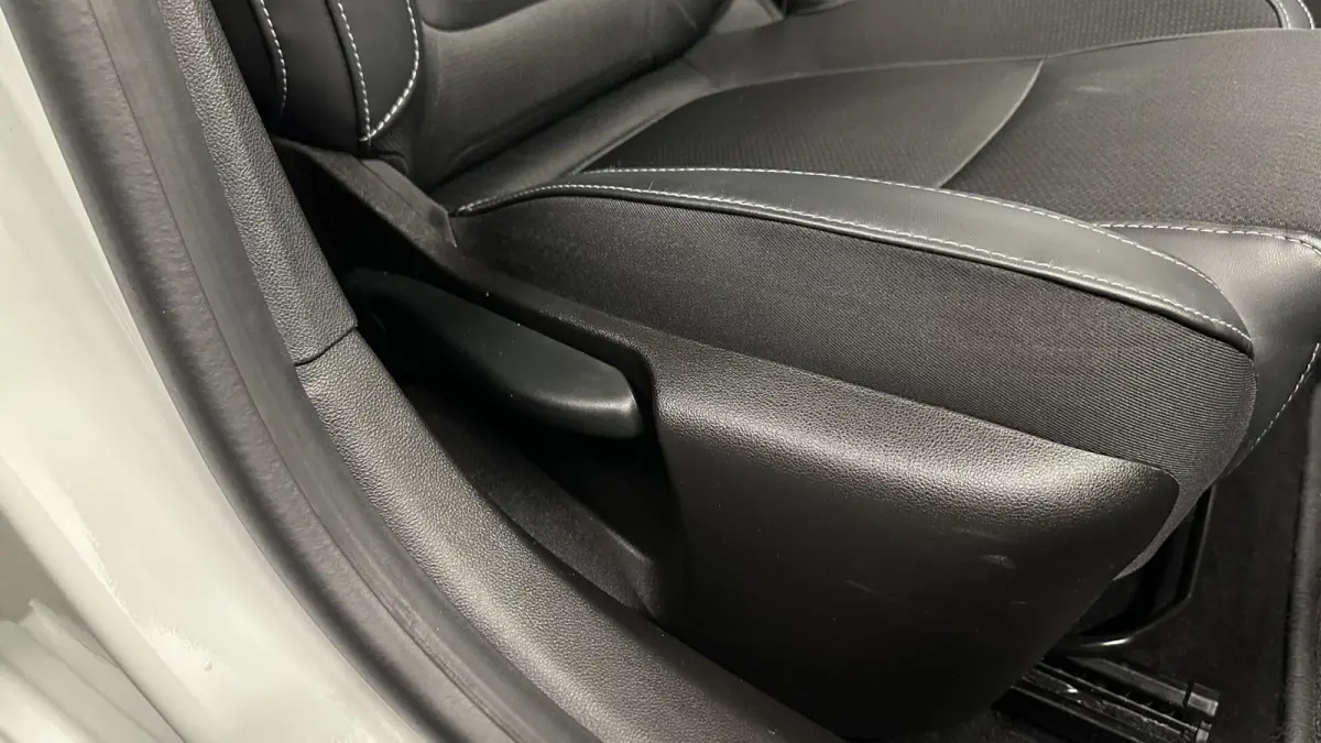Estate 1.6 Plug-In Hybrid 160 Intens SOH 98% NAVI LM CRUISE ECC CARPLAY.