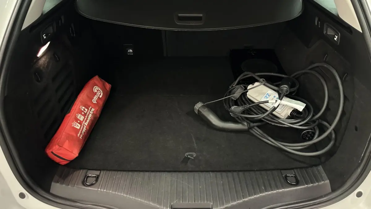 Estate 1.6 Plug-In Hybrid 160 Intens SOH 98% NAVI LM CRUISE ECC CARPLAY.
