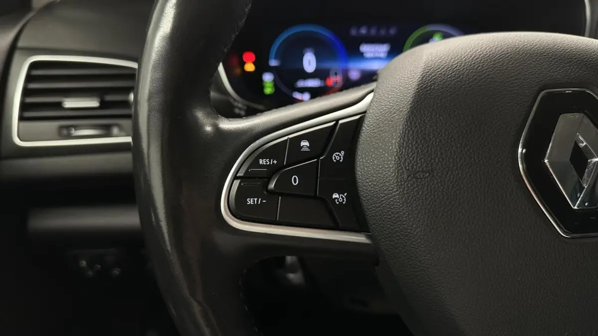 Estate 1.6 Plug-In Hybrid 160 Intens SOH 98% NAVI LM CRUISE ECC CARPLAY.